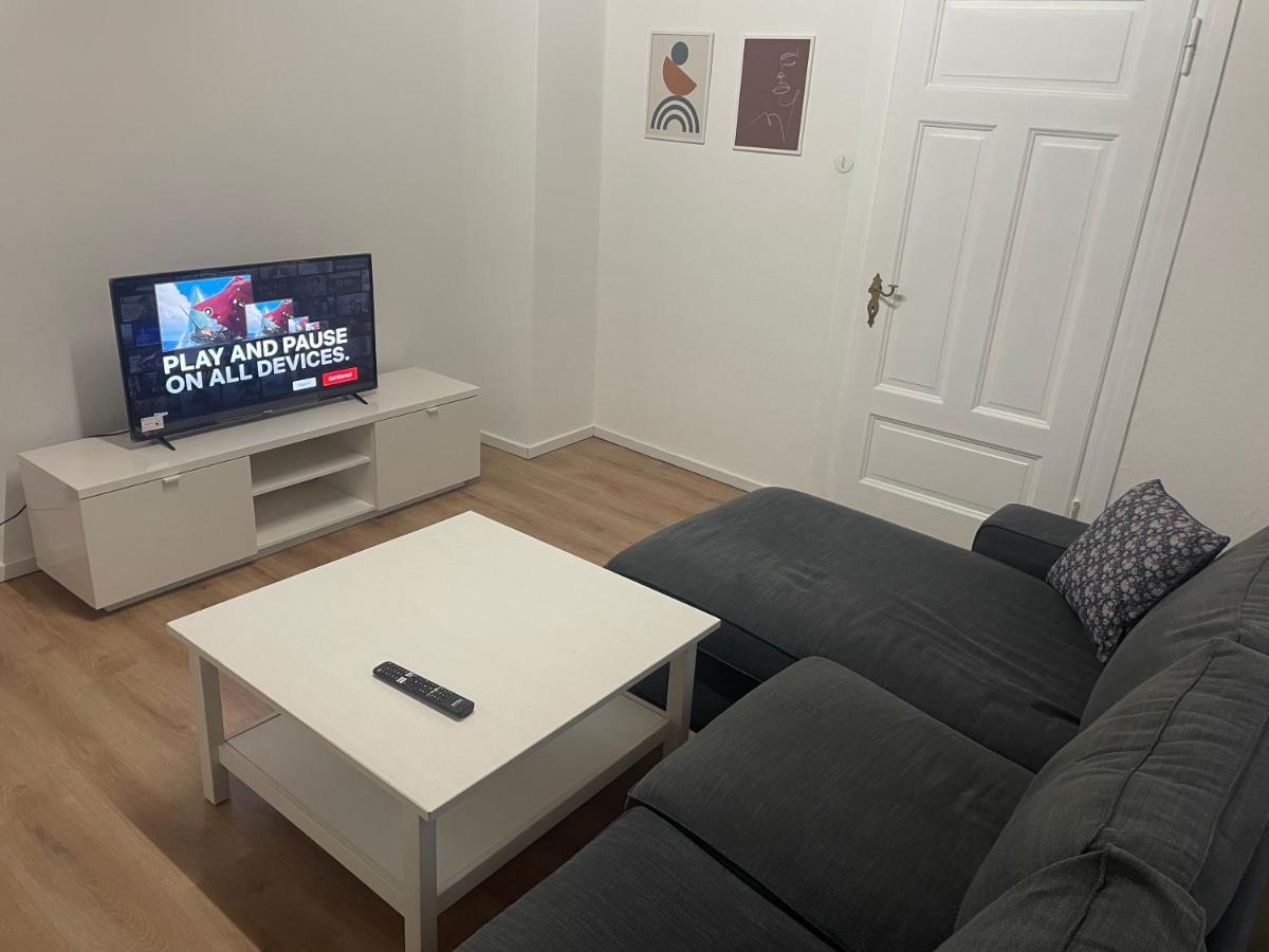 Ruhiges Zentral Gelegenes Apartment In Guetersloh Экстерьер фото